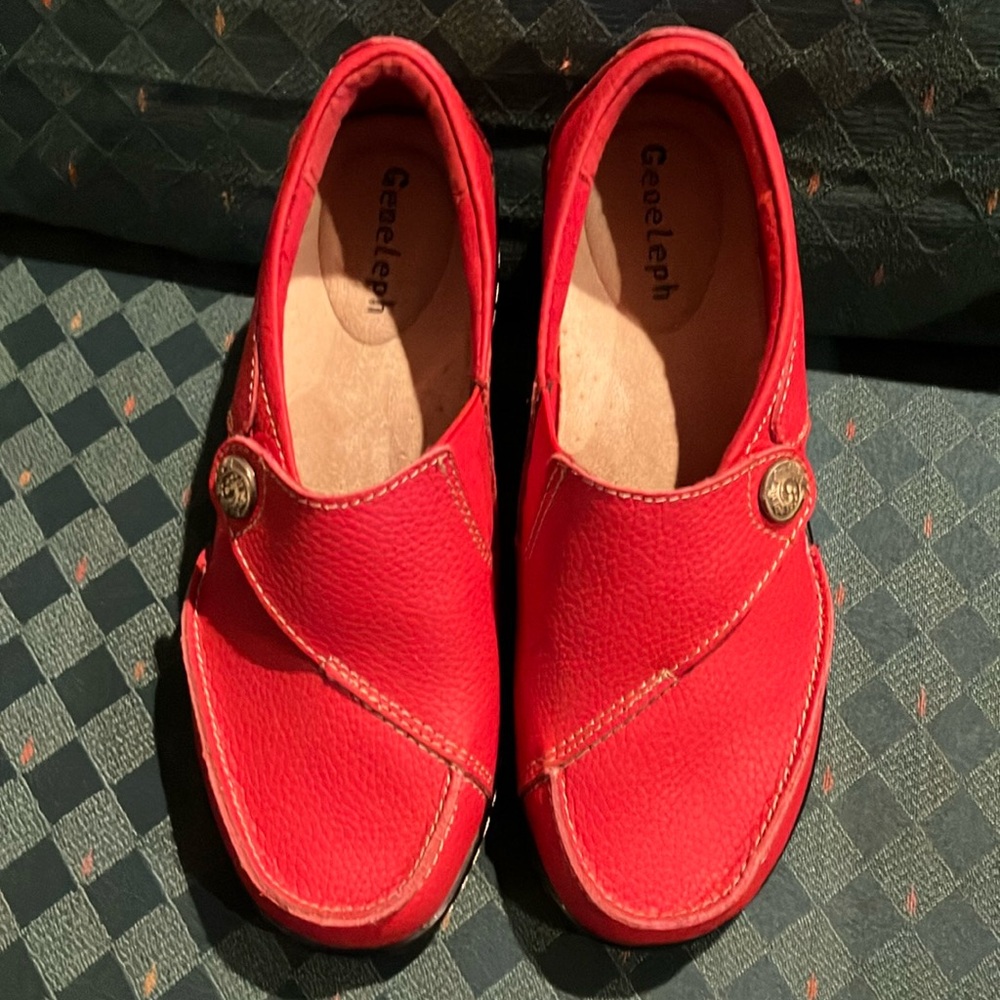 Geoeleph Women's Loafers Casual Slip On